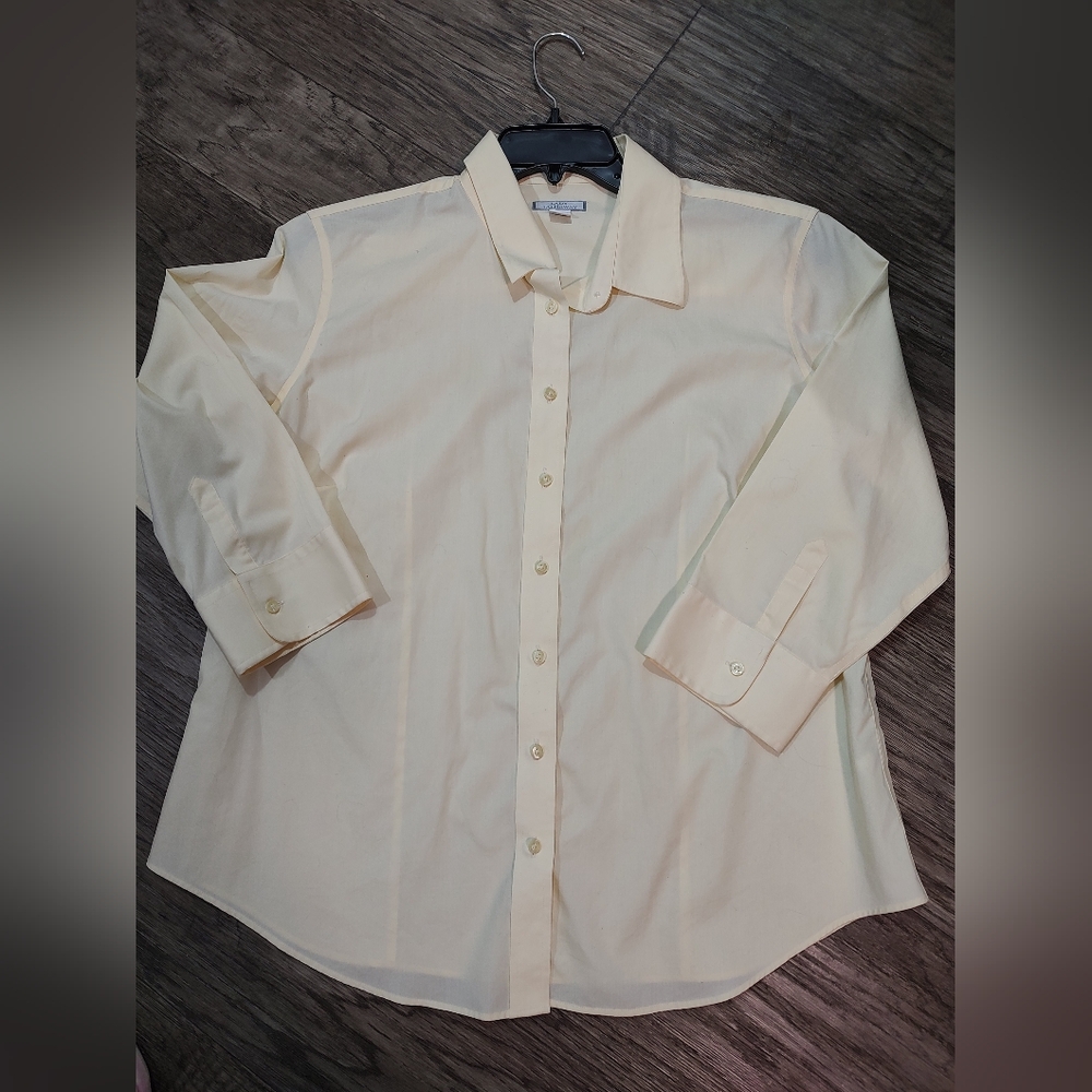 Lady Hathaway Button Up 3/4 Sleeve Buttercream Shirt Women's Size XL
